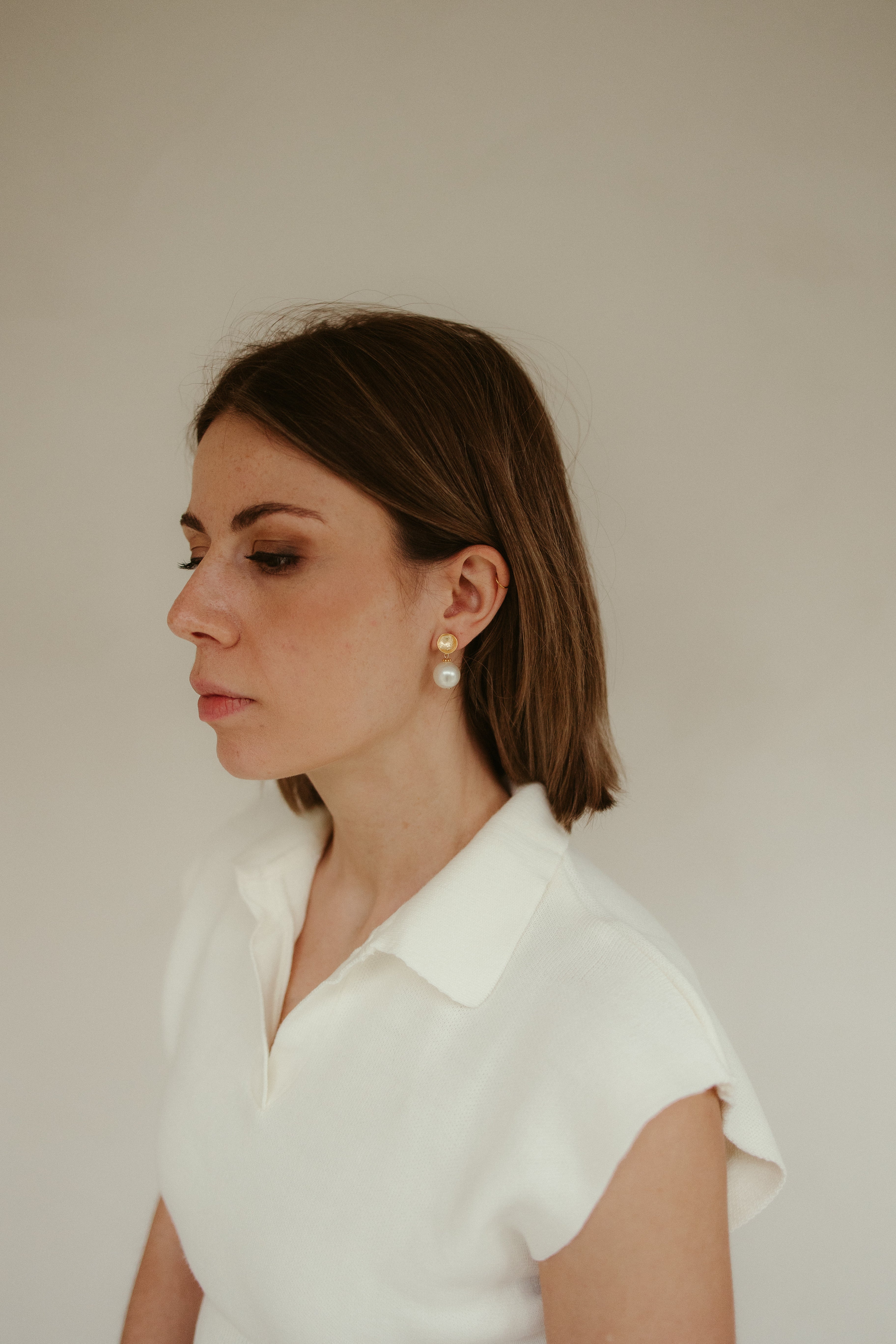 Lichte nikkelvrije oorbellen die minder aan de oorlel trekken