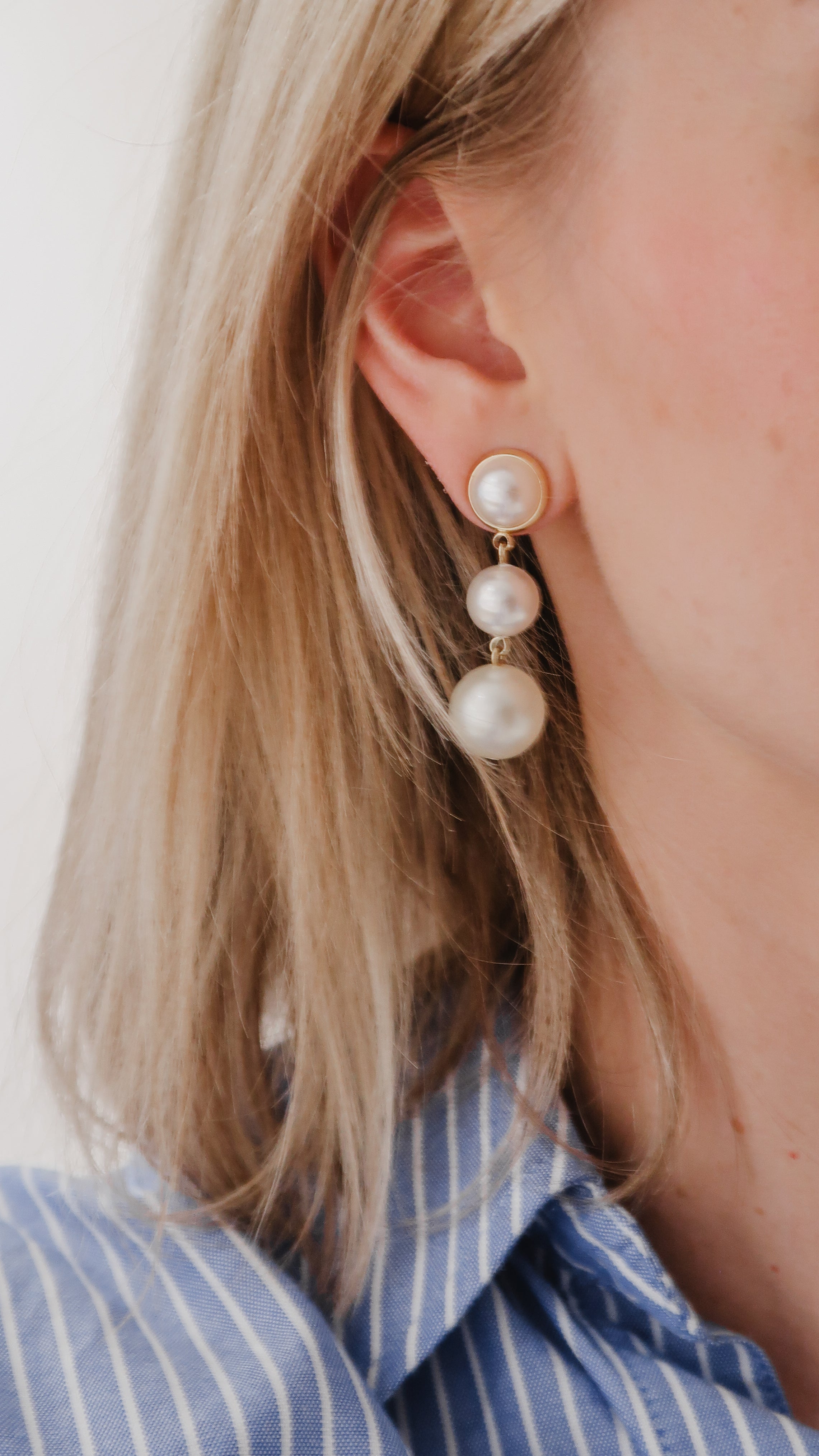 Neutral trois