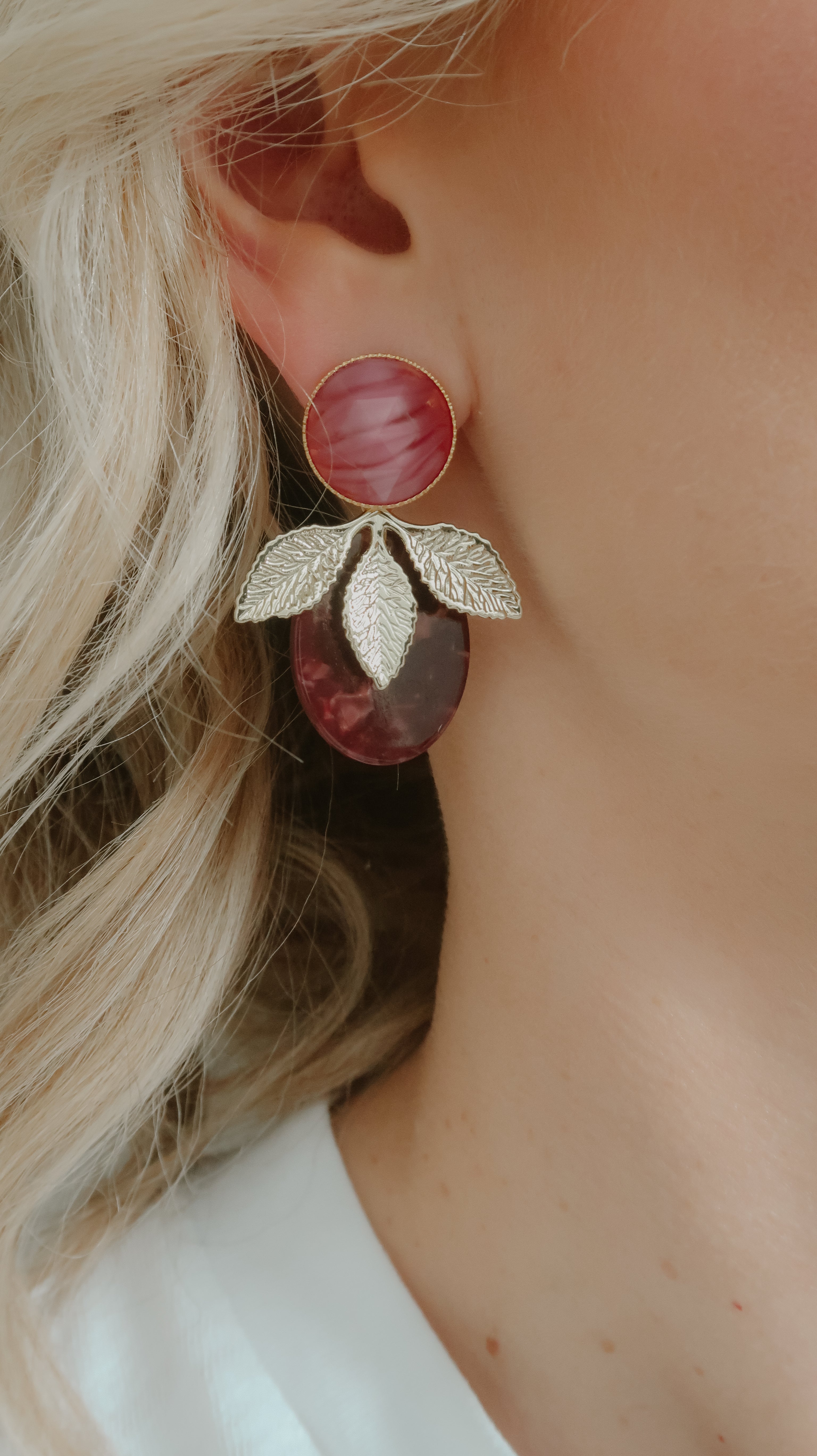 Burgundy leaf