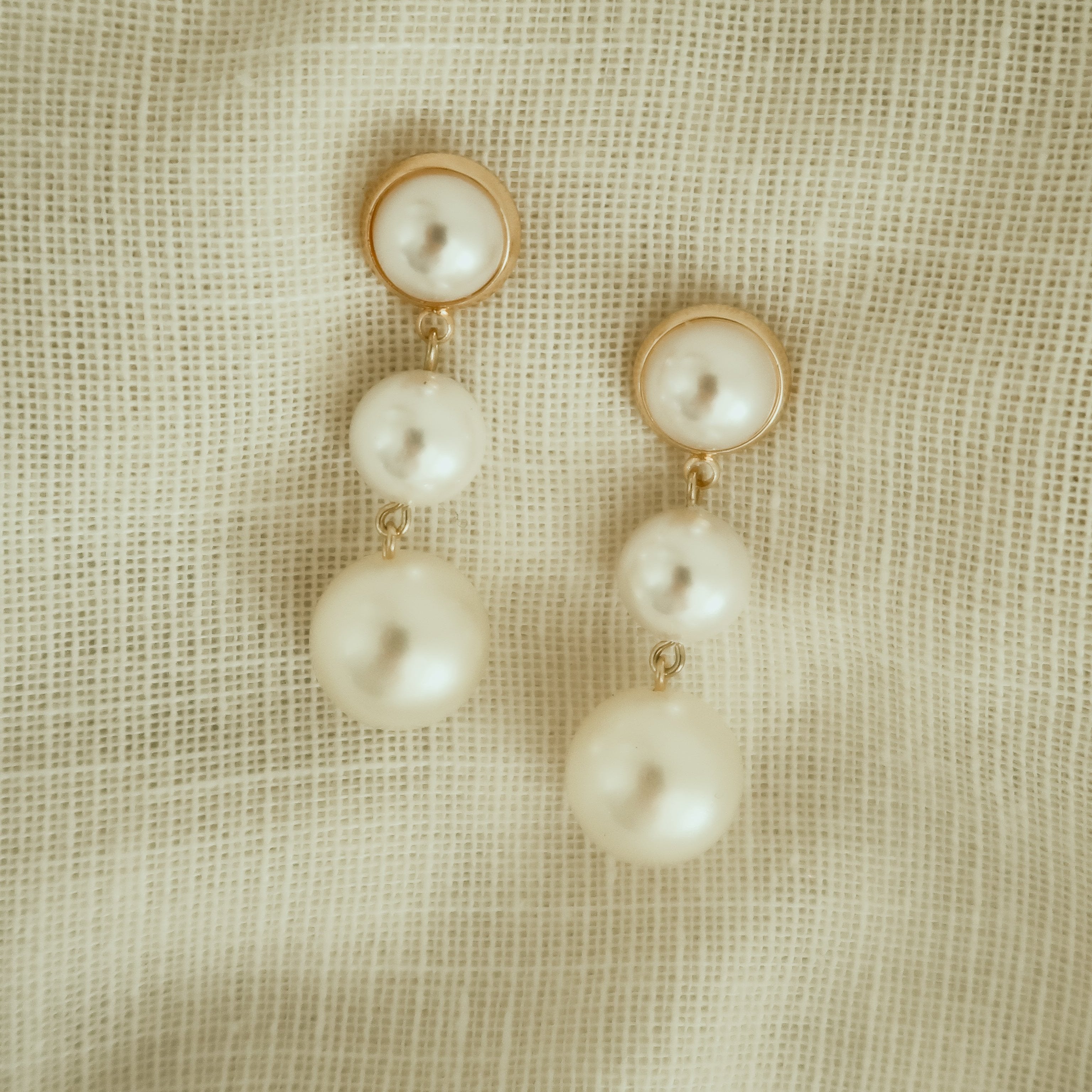 Neutral trois