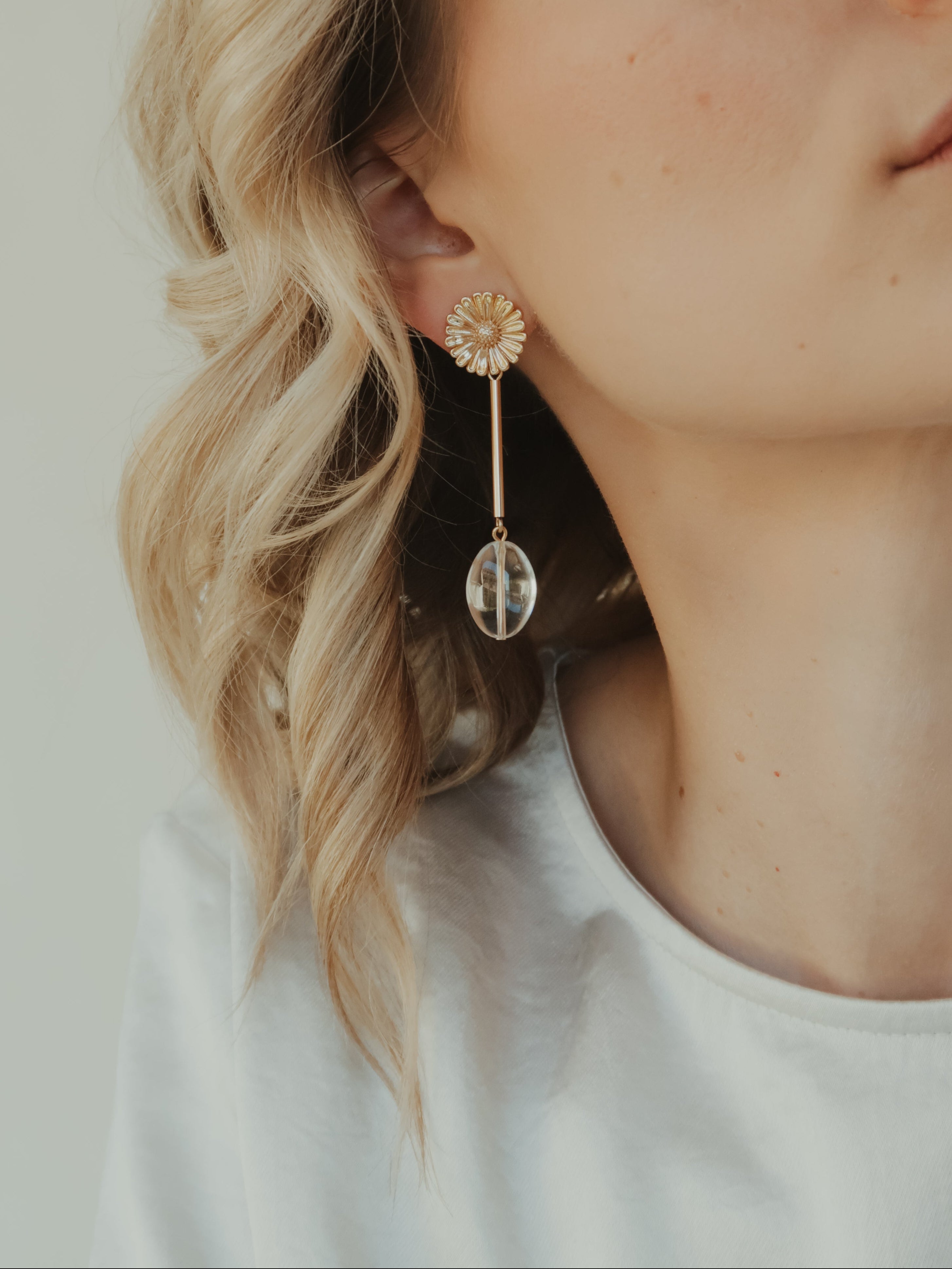 Naia opal