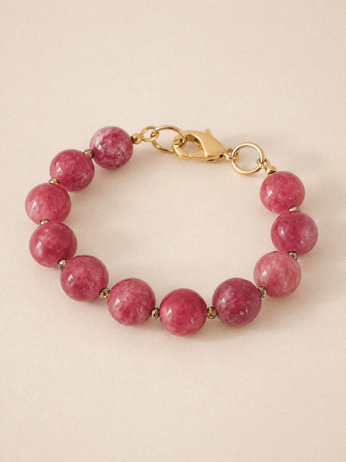 Pink stone armband