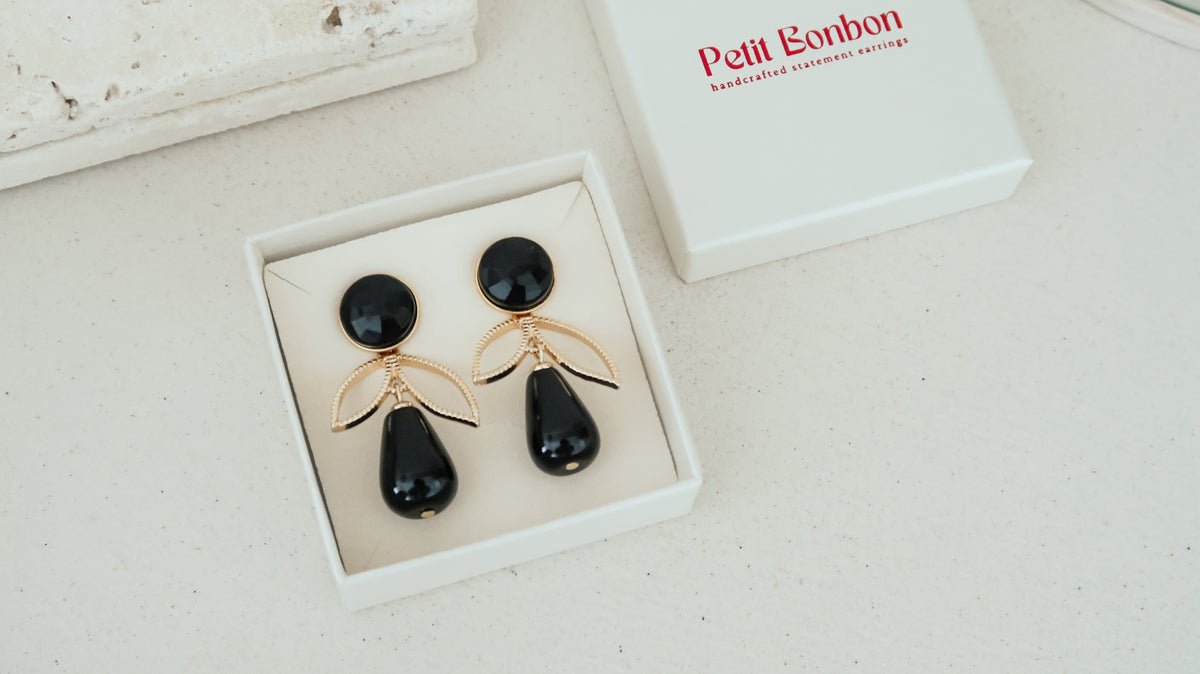 Petit Bonbon gift box met nikkelvrije oorbellen als bedrijfsgeschenk of kerstpakket
