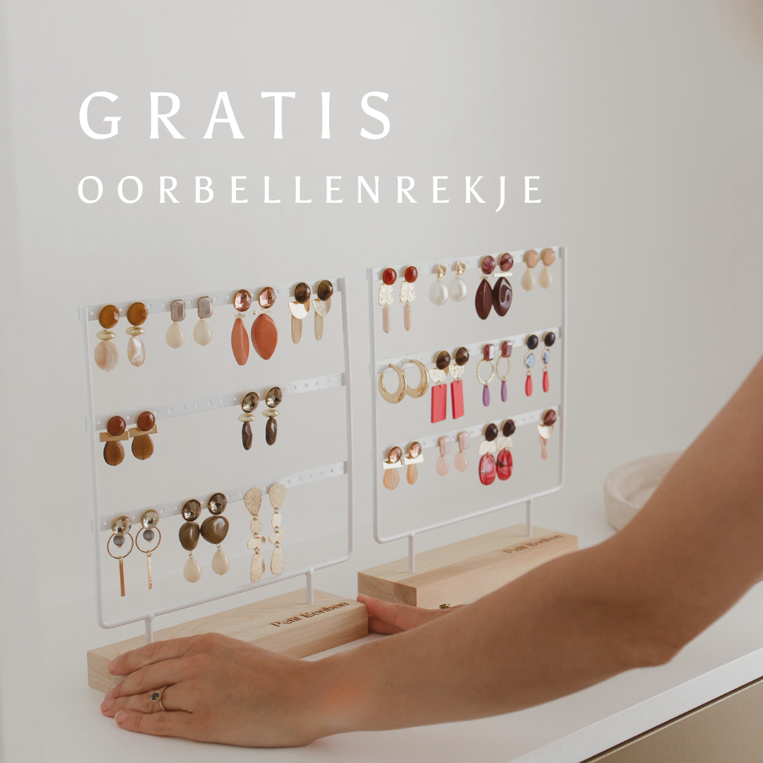 Gratis oorbellenrekje vanaf €175