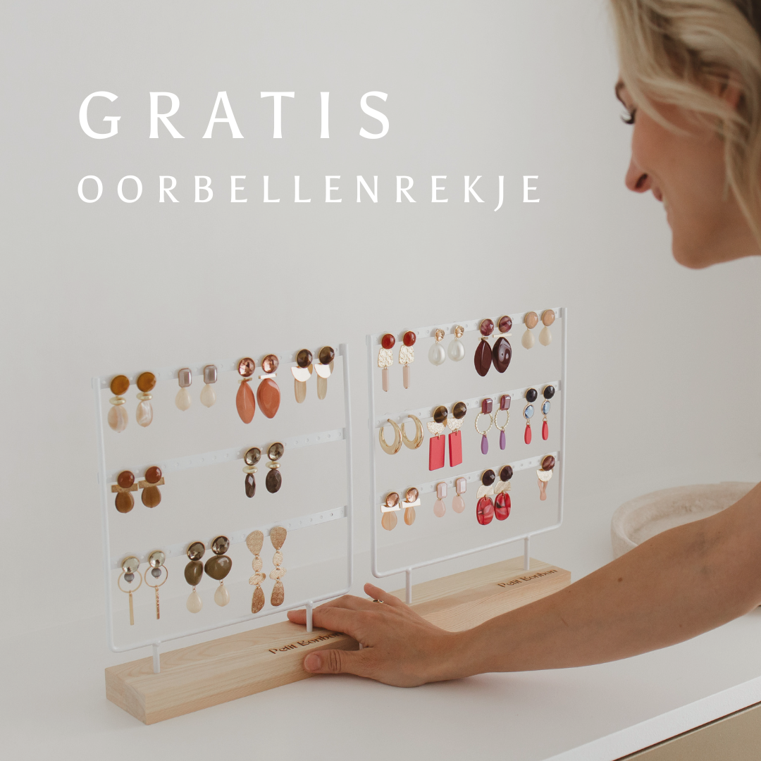 Gratis oorbellenrekje vanaf €175