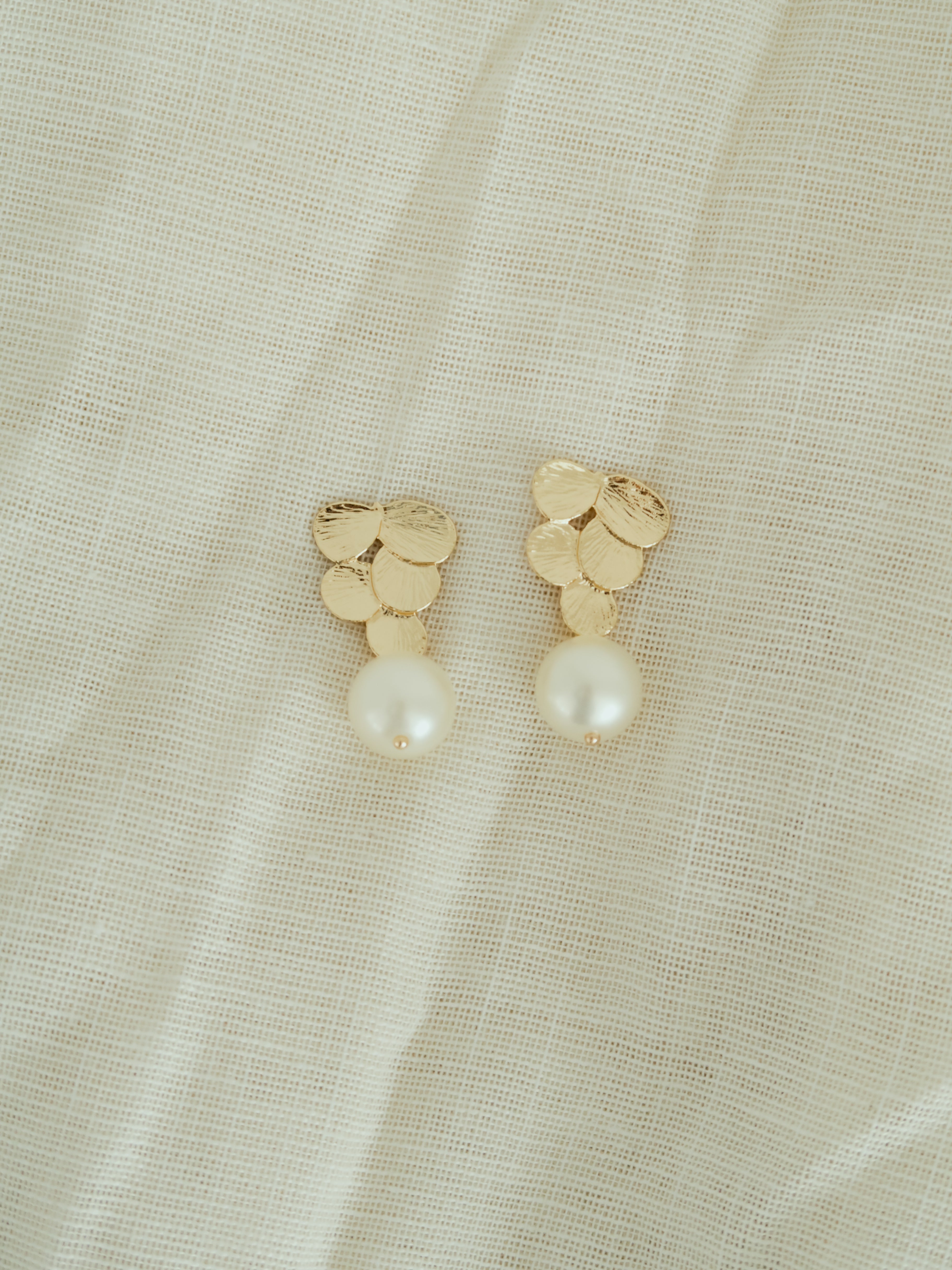 Mae perle (pre-order)