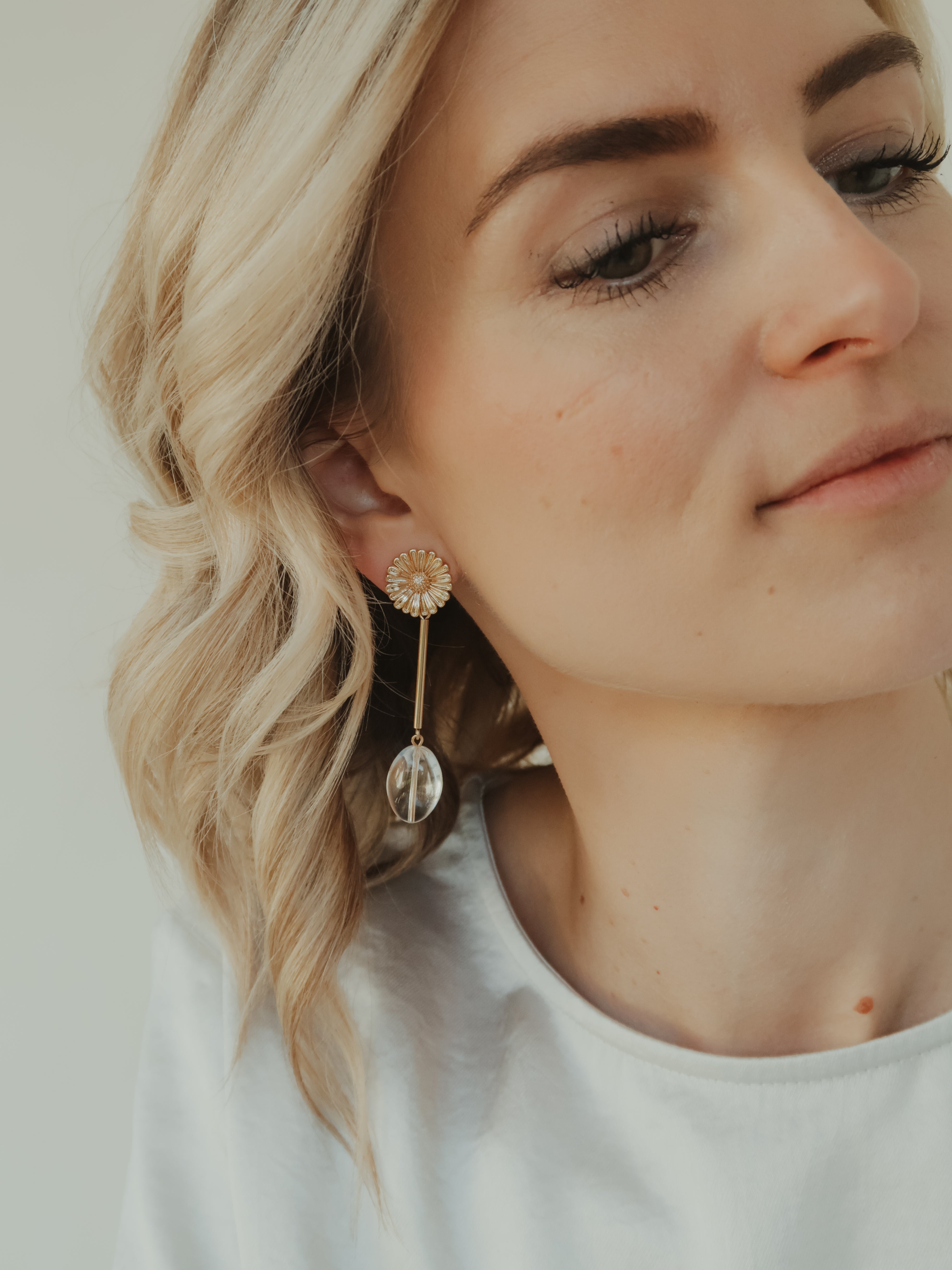 Naia opal
